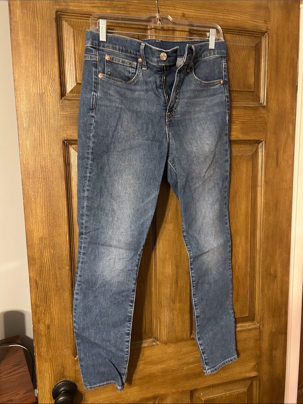 GAP High-Rise Women’s Jeans in Medium Blue Wash